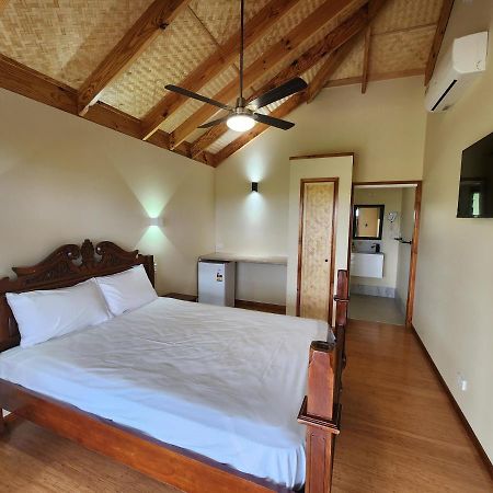 มาเลนี่ทรอปิคอลรีทรีท Bed & Breakfast เมลเลนี ภายนอก รูปภาพ