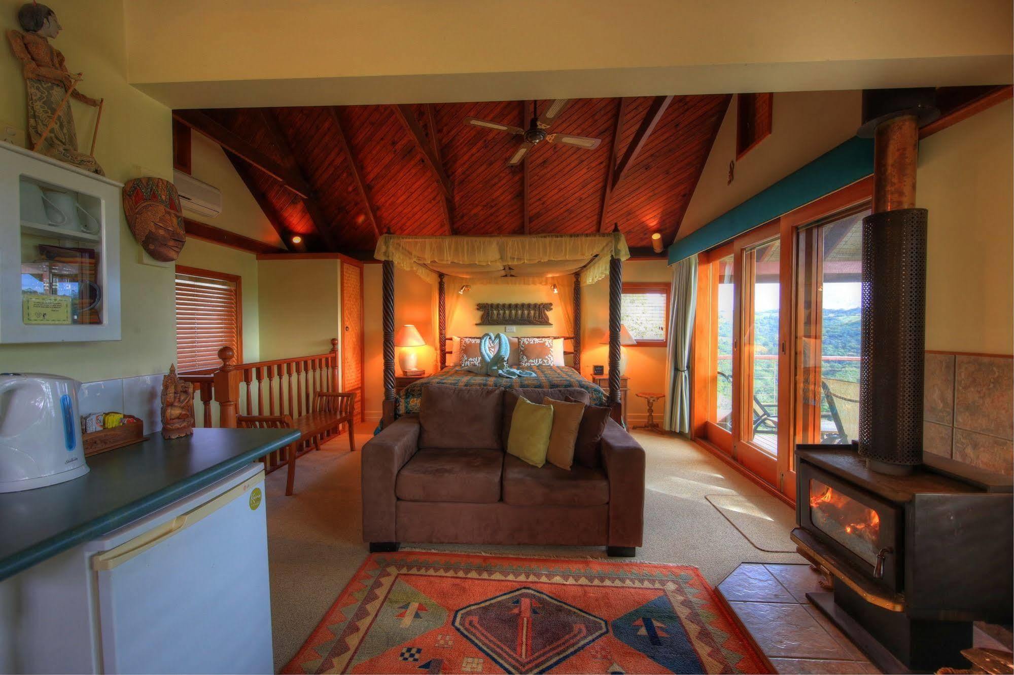 มาเลนี่ทรอปิคอลรีทรีท Bed & Breakfast เมลเลนี ภายนอก รูปภาพ