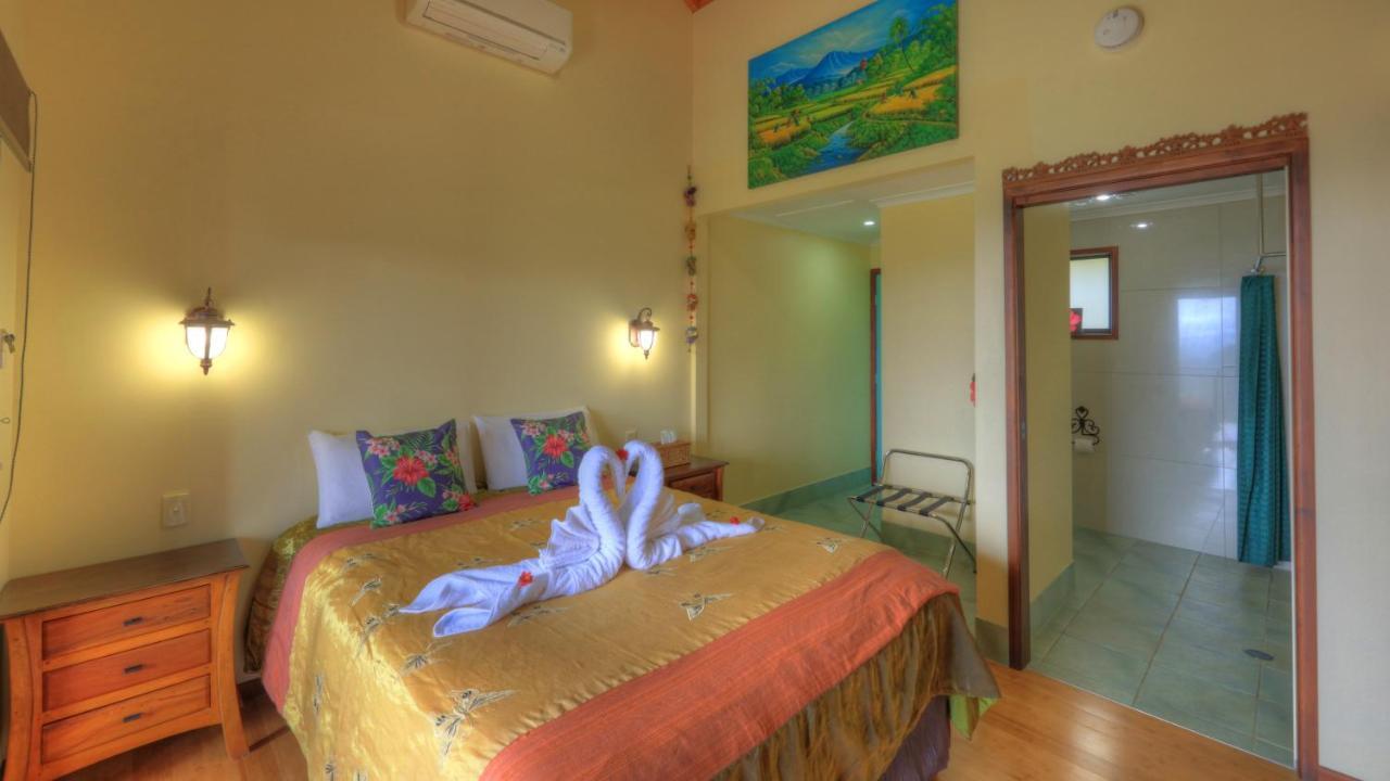 มาเลนี่ทรอปิคอลรีทรีท Bed & Breakfast เมลเลนี ภายนอก รูปภาพ