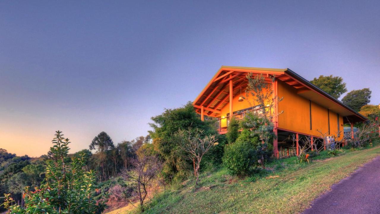 มาเลนี่ทรอปิคอลรีทรีท Bed & Breakfast เมลเลนี ภายนอก รูปภาพ