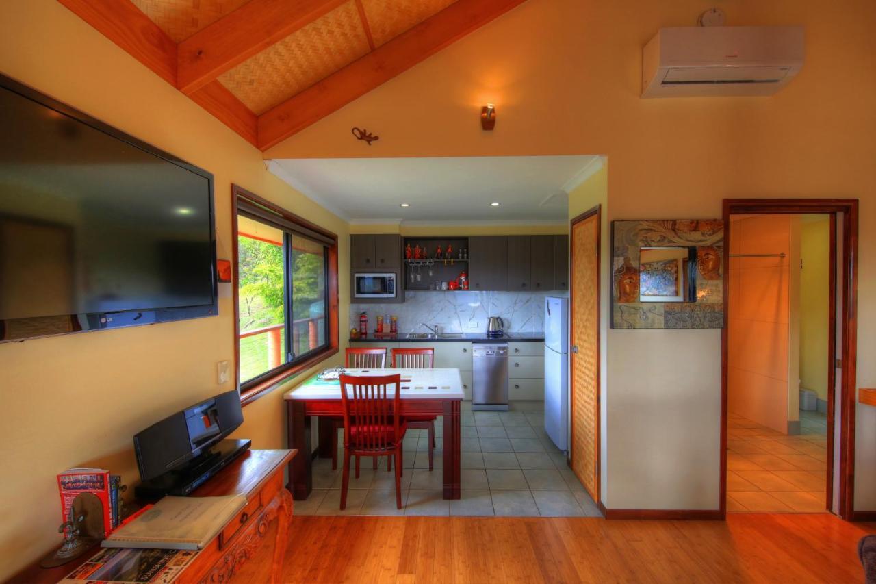 มาเลนี่ทรอปิคอลรีทรีท Bed & Breakfast เมลเลนี ภายนอก รูปภาพ